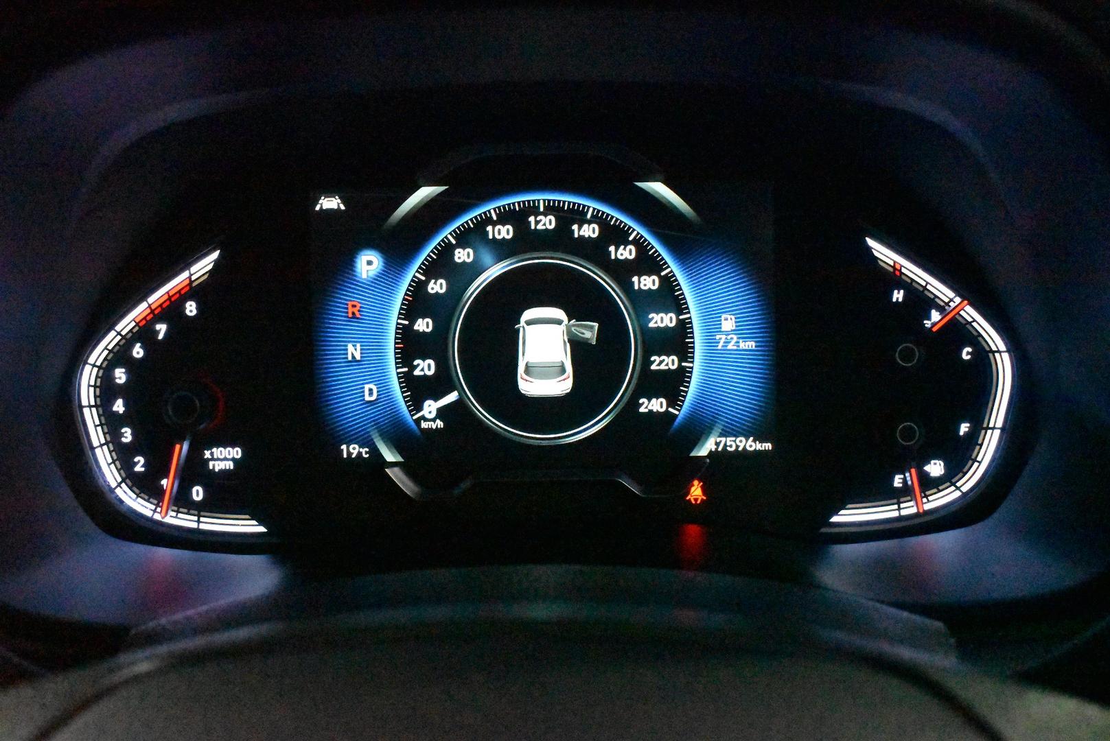 2022 Hyundai i30 Elite — photo 25