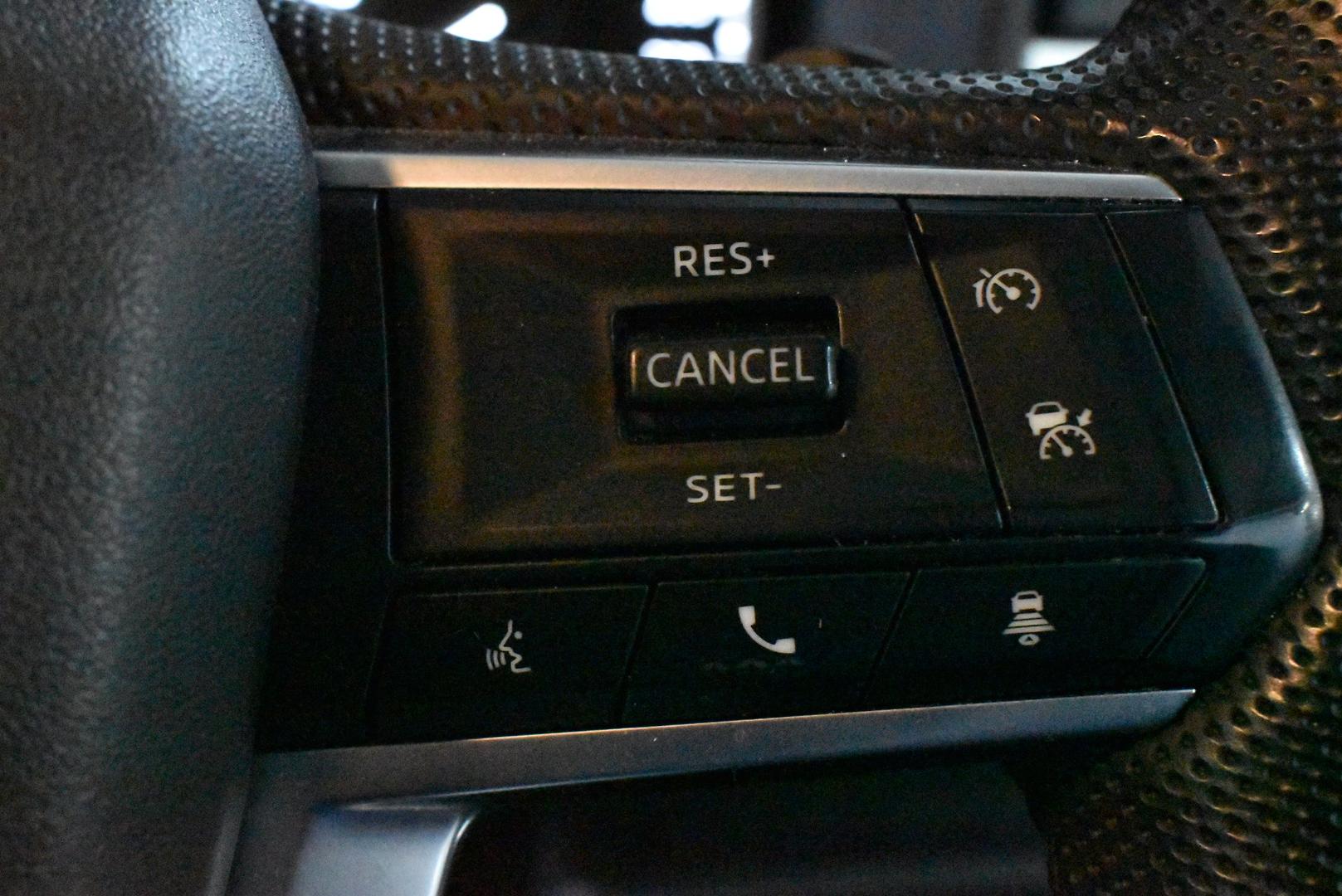 2022 Mitsubishi Outlander LS — photo 22