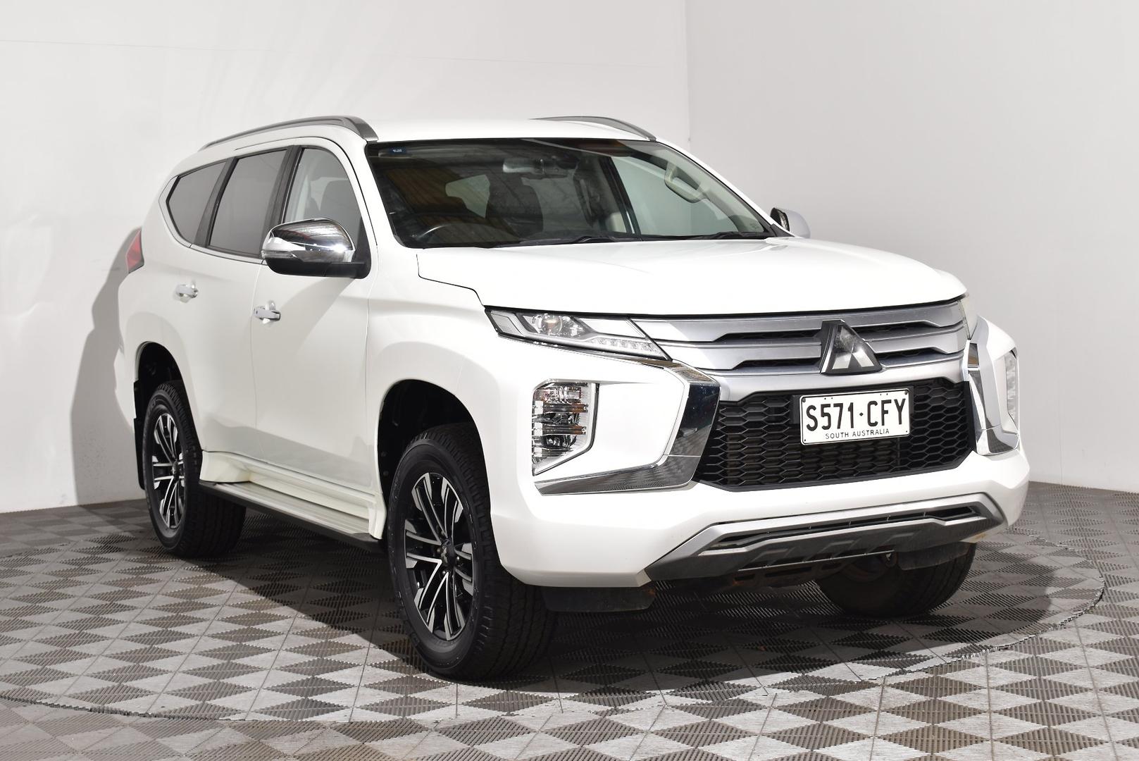 2020 Mitsubishi Pajero Sport GLS — photo 1