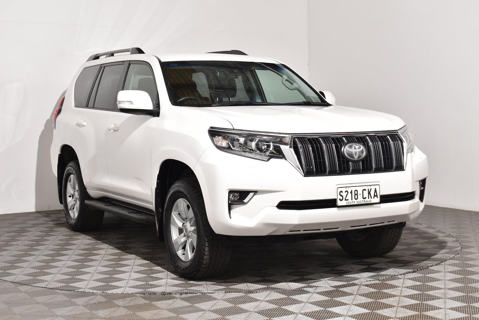 2021 Toyota Landcruiser Prado GXL — photo 1