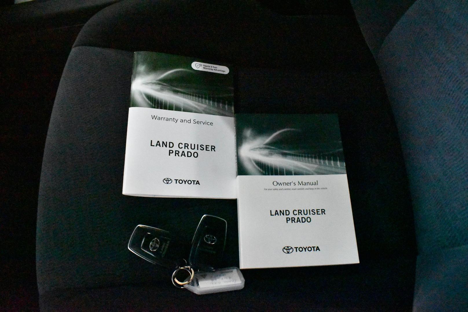 2021 Toyota Landcruiser Prado GXL — photo 26