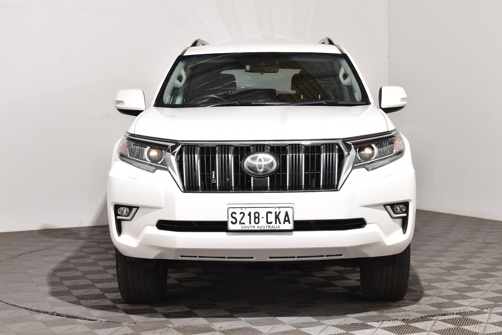 2021 Toyota Landcruiser Prado GXL — photo 3