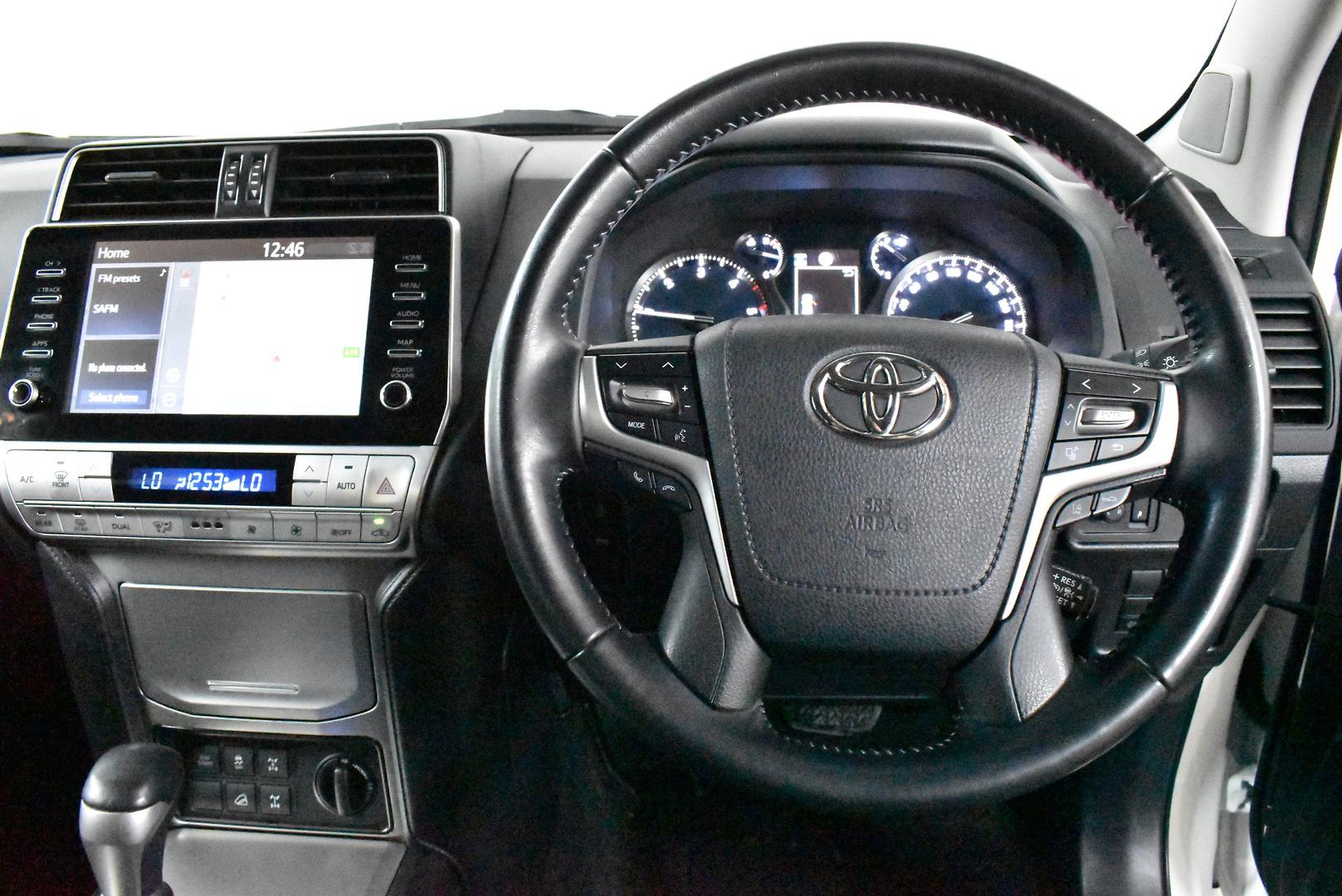 2021 Toyota Landcruiser Prado GXL — photo 5