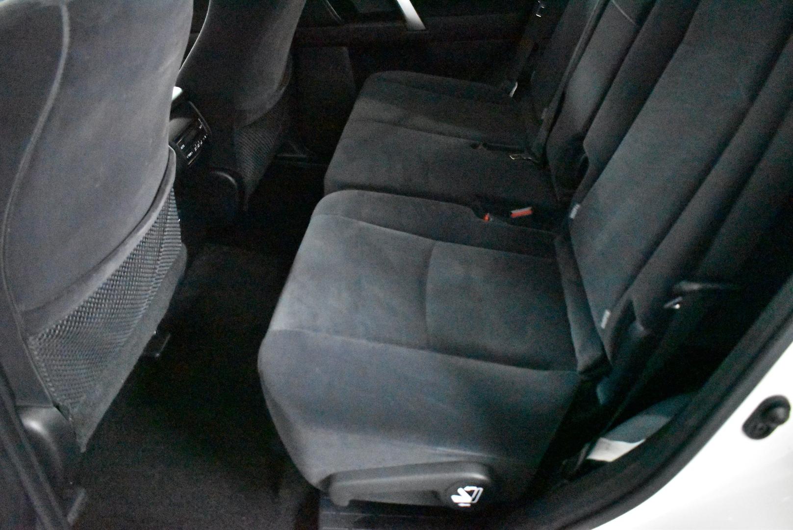 2021 Toyota Landcruiser Prado GXL — photo 8