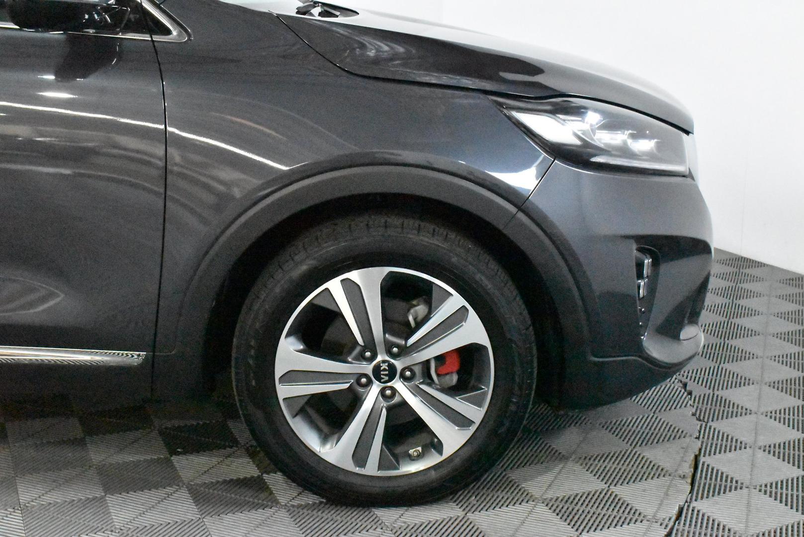 2019 Kia Sorento GTLine — photo 18