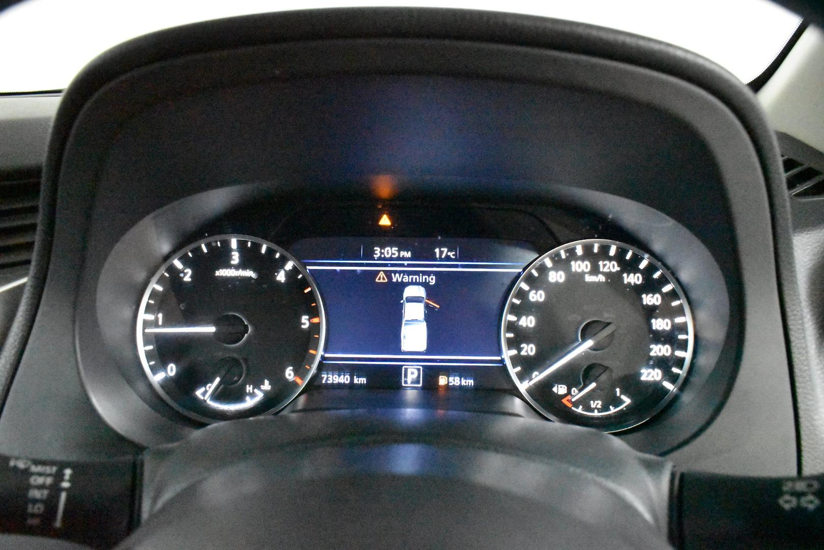 2022 Nissan Navara SL — photo 22