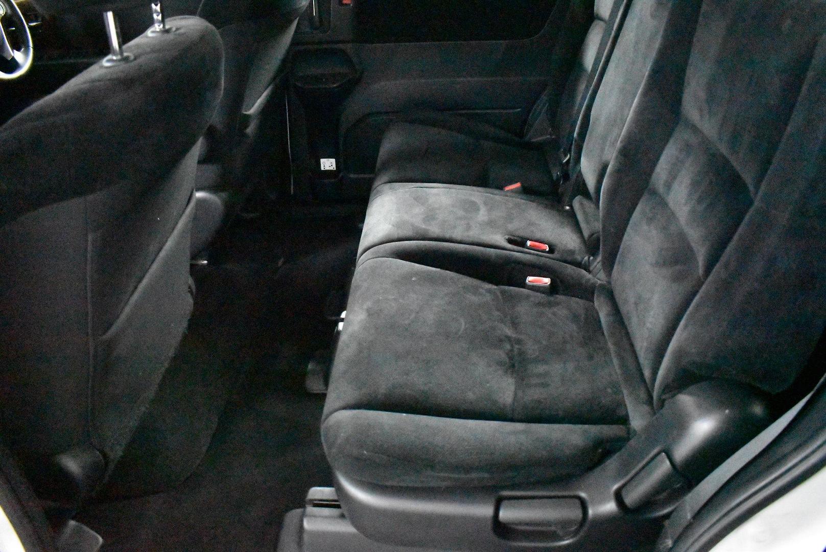 2014 Honda Odyssey VTi — photo 7