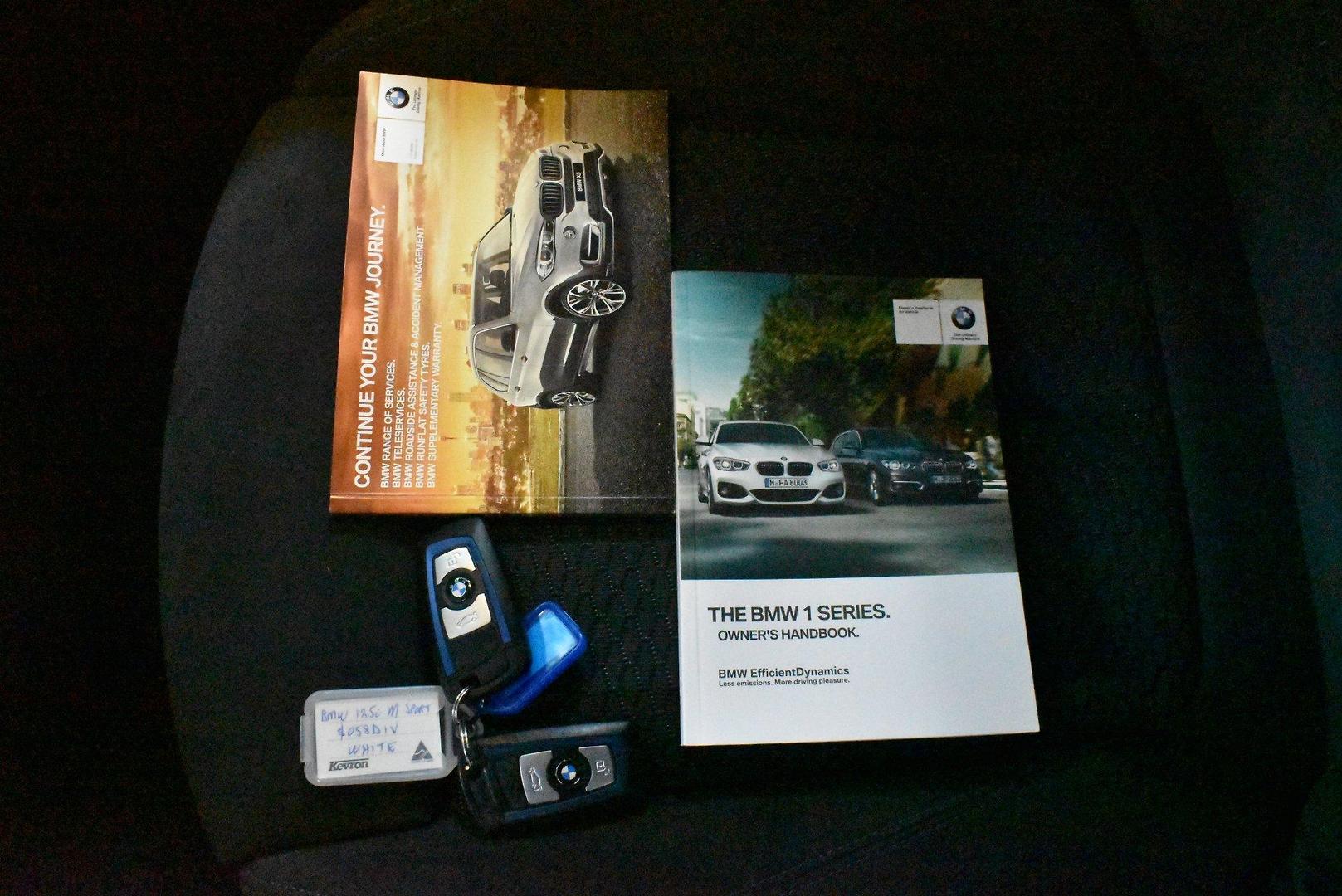 2016 BMW 1 Series 125i M Sport — photo 26