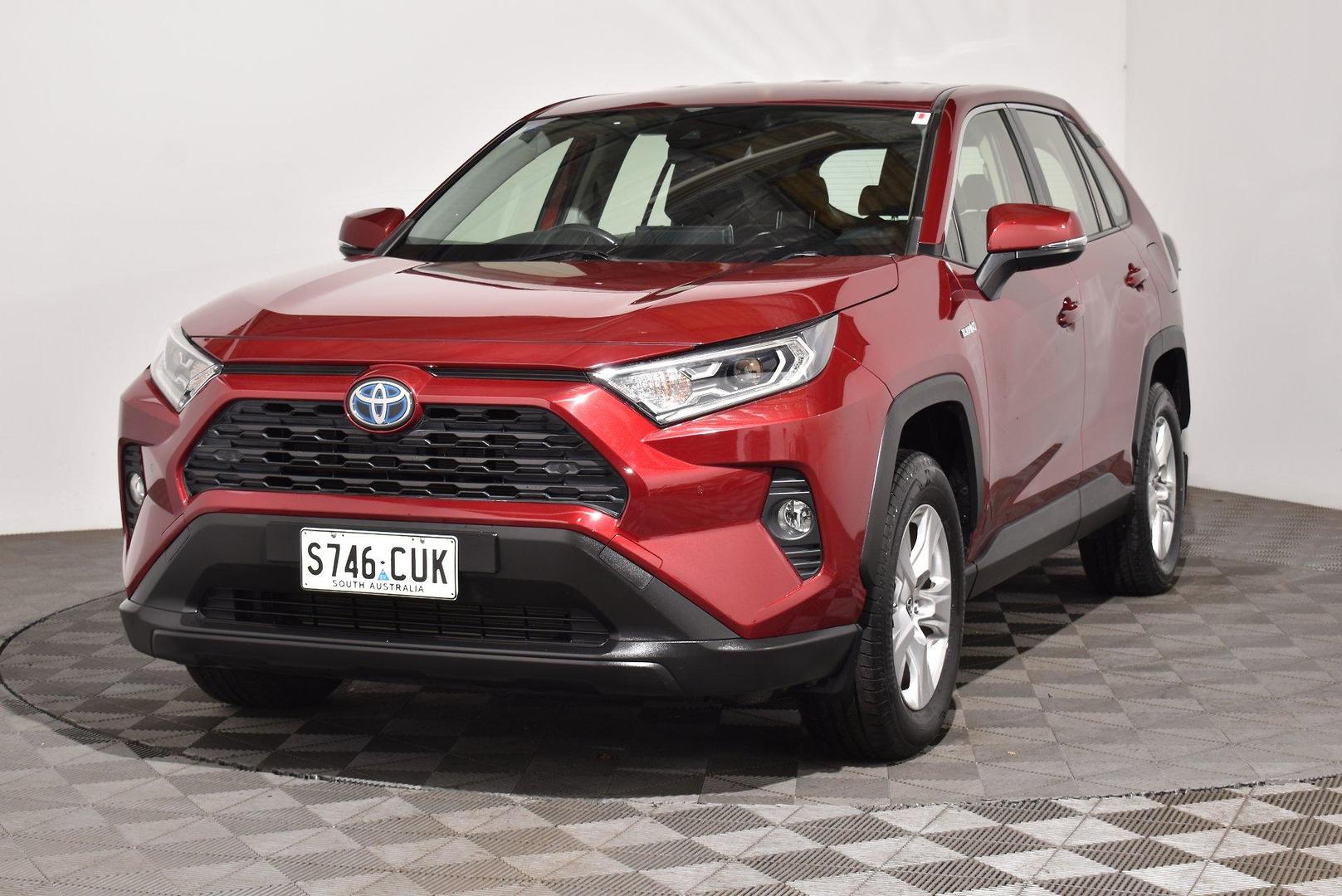 2020 Toyota RAV4 GX — photo 13