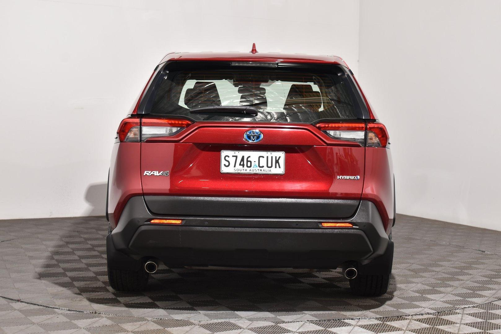 2020 Toyota RAV4 GX — photo 4