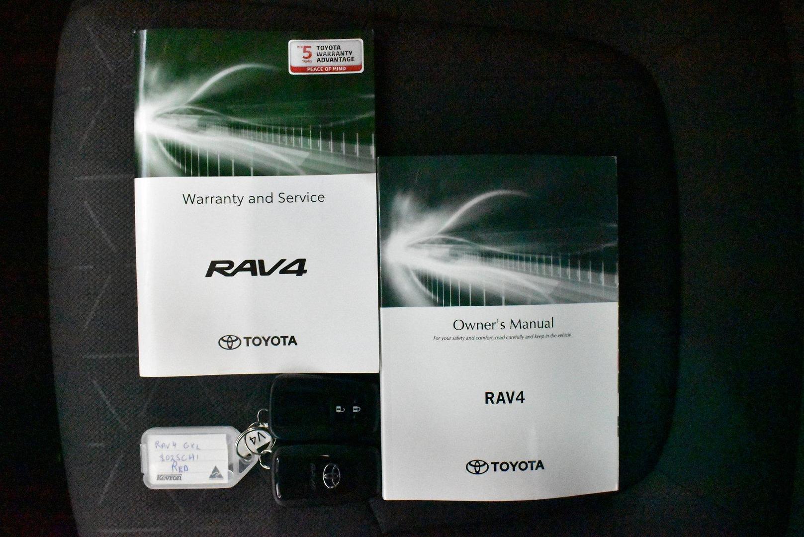 2020 Toyota RAV4 GXL — photo 26
