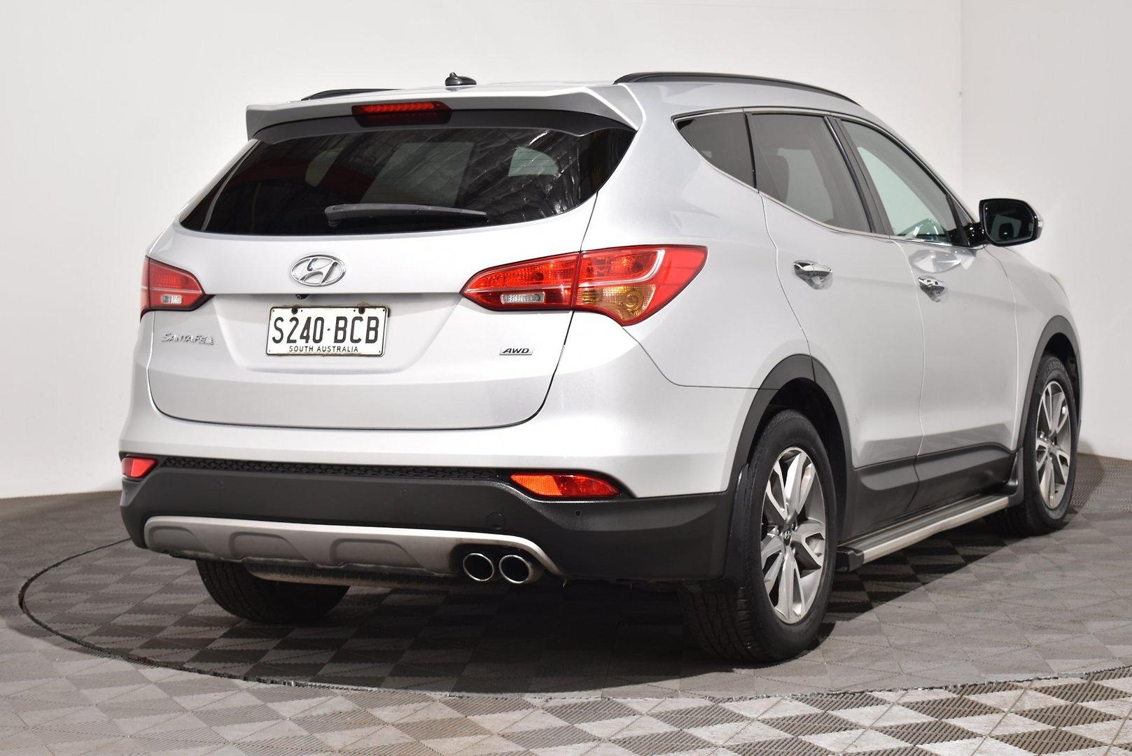 2014 Hyundai Santa Fe Elite — photo 14