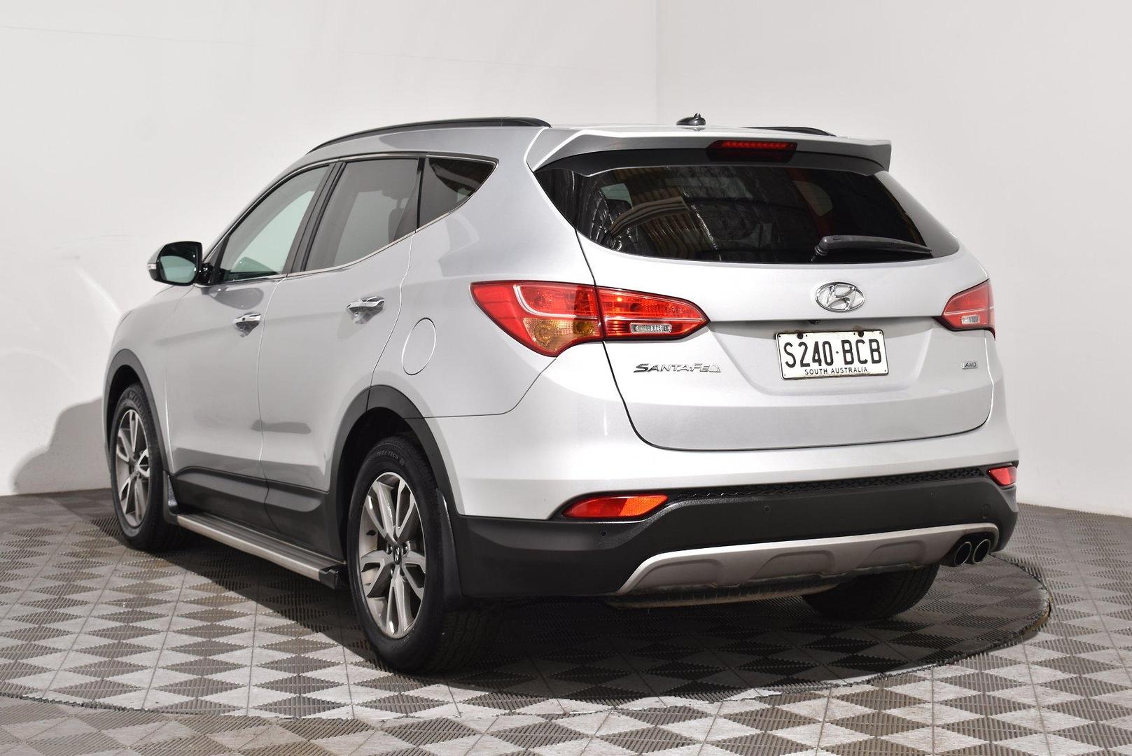 2014 Hyundai Santa Fe Elite — photo 2