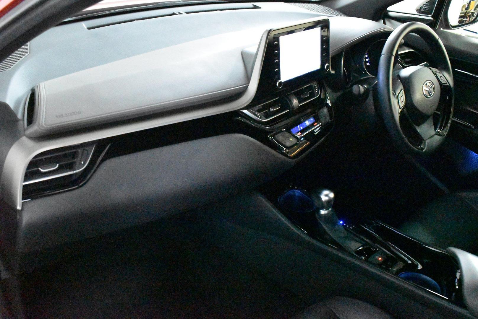2021 Toyota C-HR Koba — photo 6