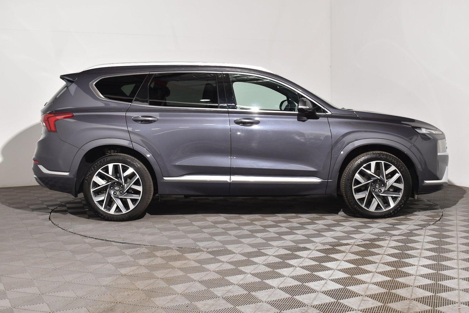 2021 Hyundai Santa Fe Highlander — photo 11