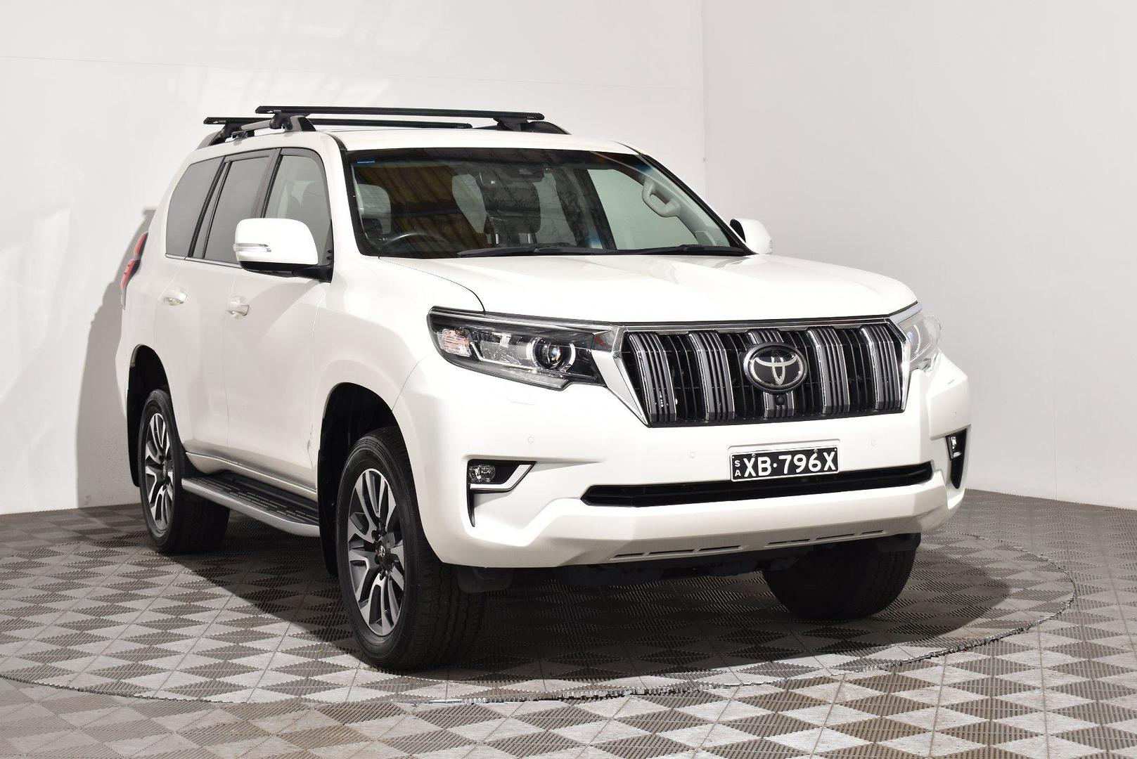 2021 Toyota Landcruiser Prado VX — photo 1