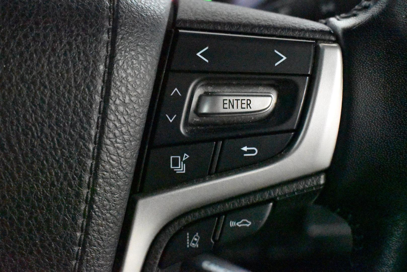 2021 Toyota Landcruiser Prado VX — photo 22