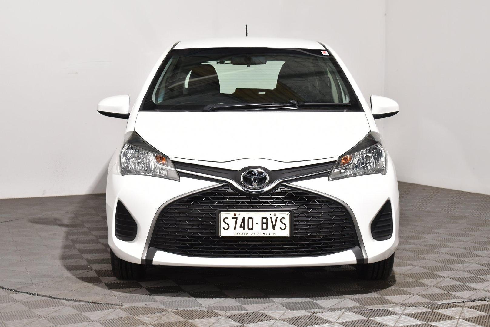 2016 Toyota Yaris Ascent — photo 3