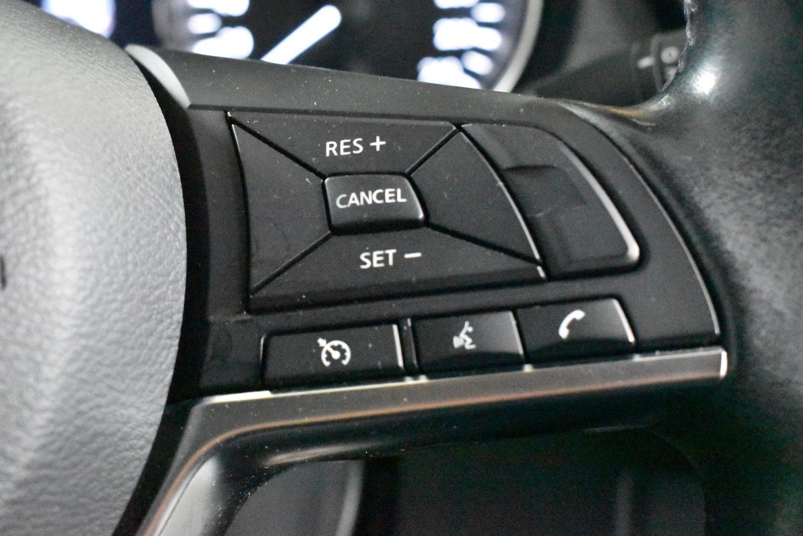 2020 Nissan QASHQAI ST — photo 22