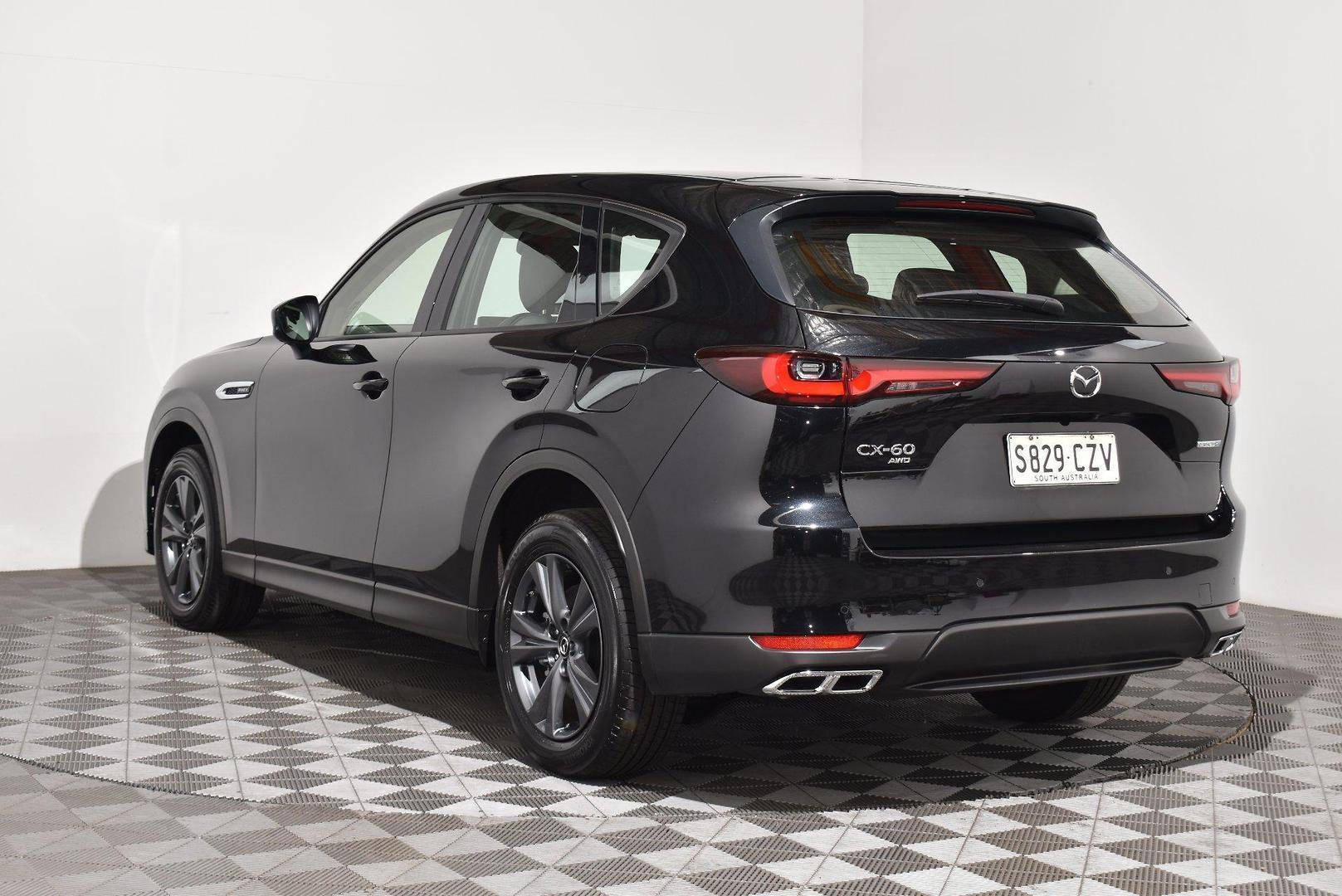 2023 Mazda CX-60 P50e Evolve — photo 14