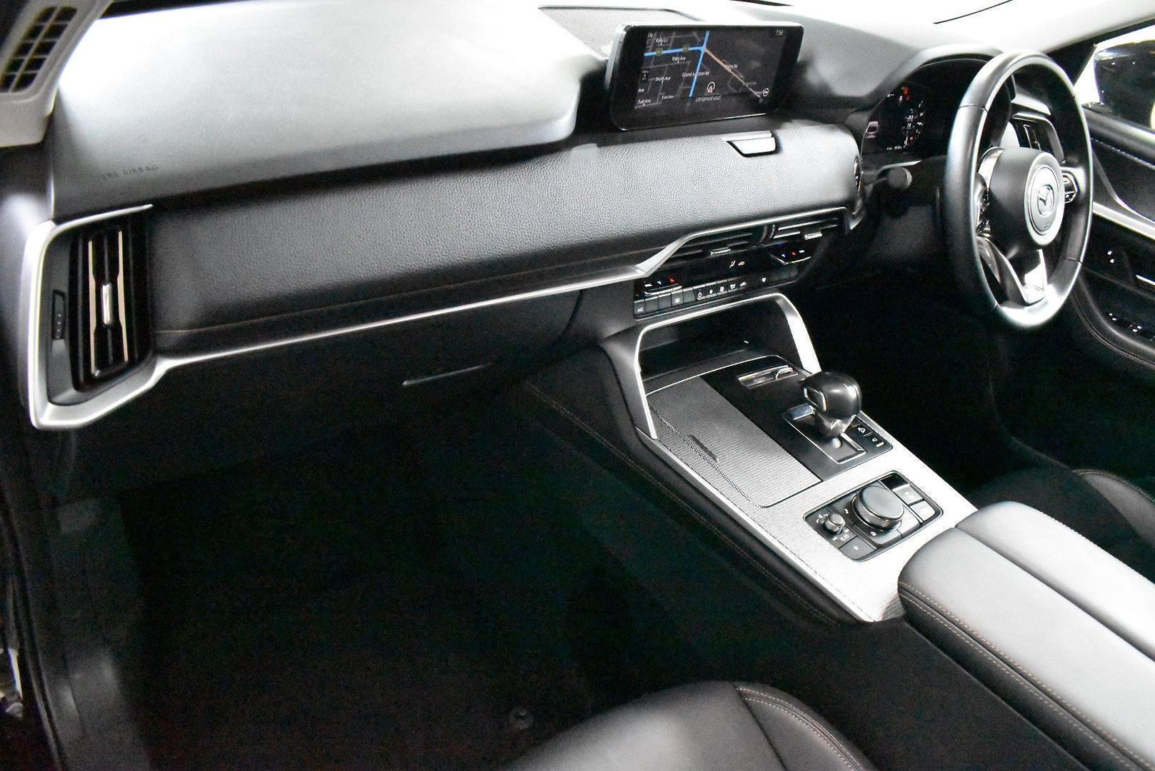 2023 Mazda CX-60 P50e Evolve — photo 6