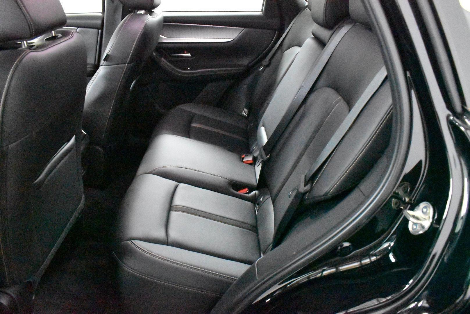 2023 Mazda CX-60 P50e Evolve — photo 8