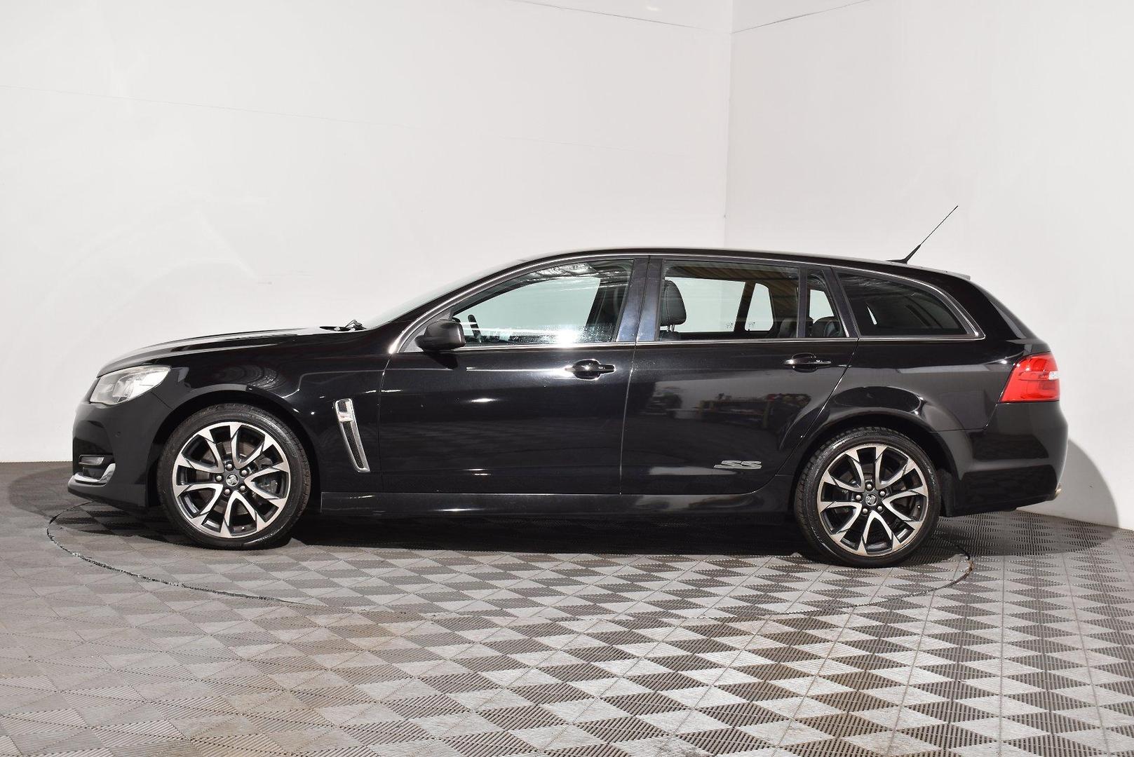 2016 Holden Commodore SS V — photo 11