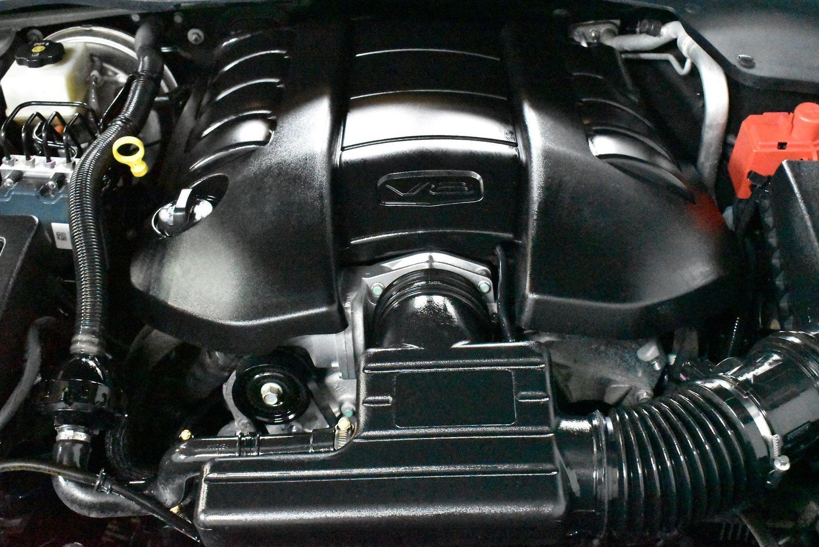 2016 Holden Commodore SS V — photo 17