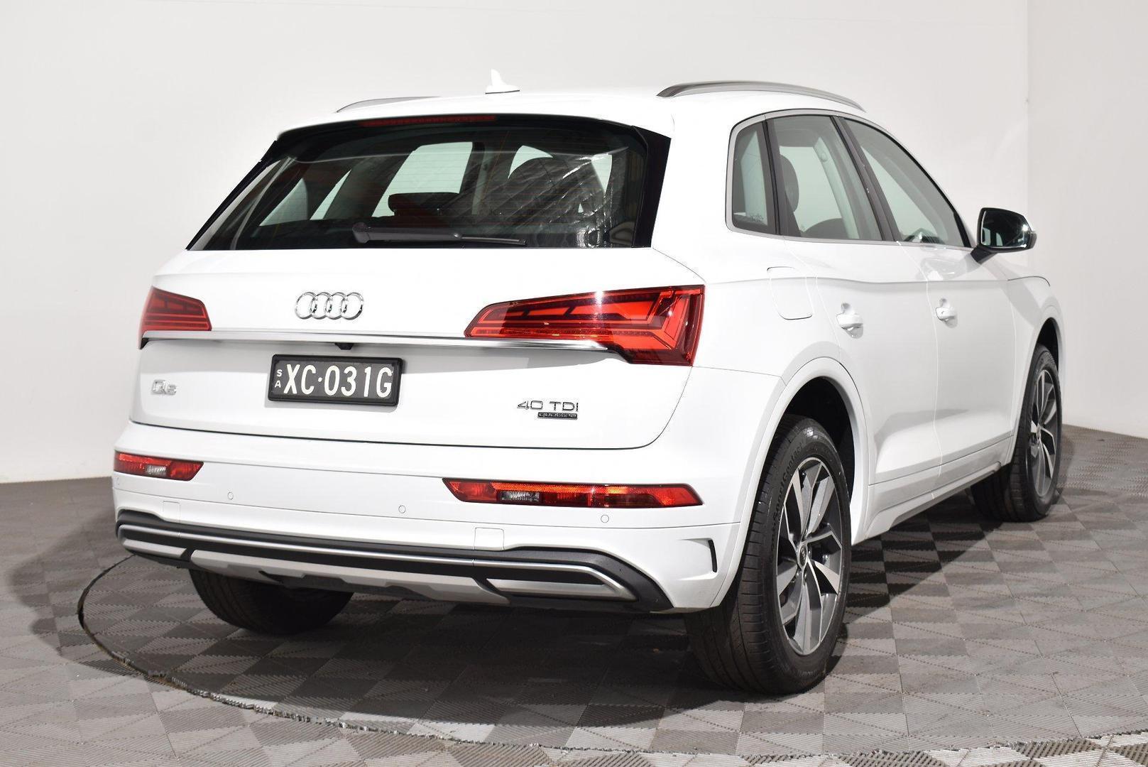 2021 Audi Q5 40 TDI — photo 14
