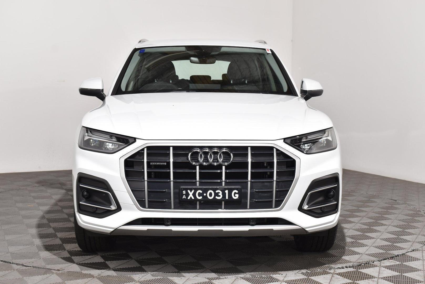 2021 Audi Q5 40 TDI — photo 3
