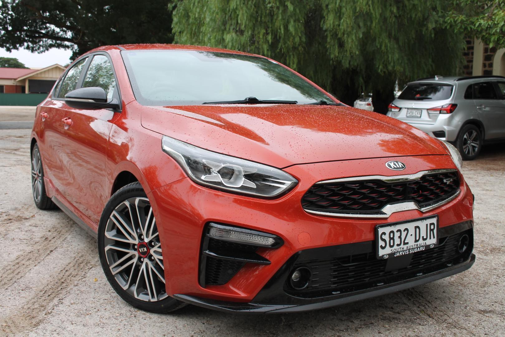 2019 Kia Cerato GT — photo 1