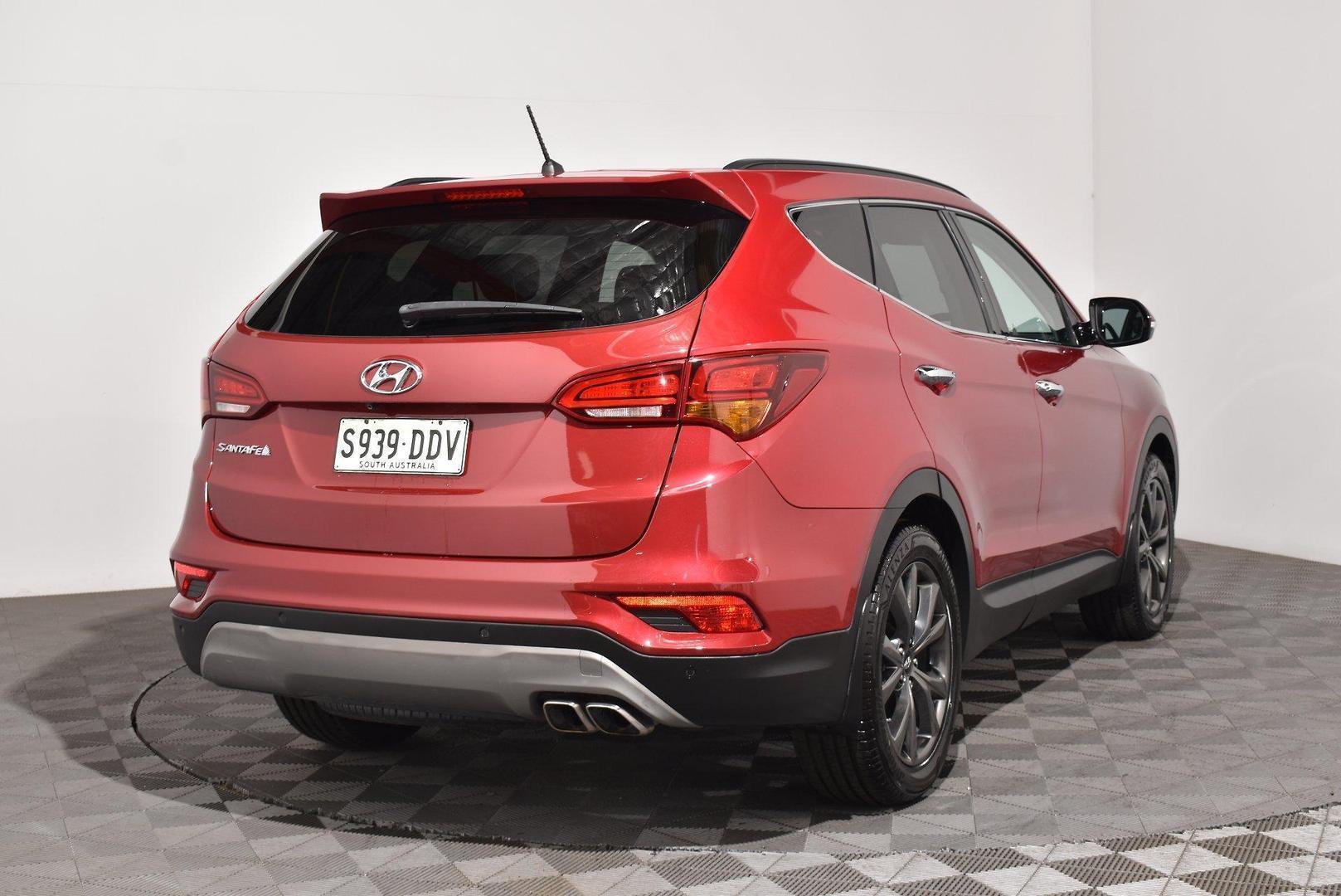 2017 Hyundai Santa Fe Active X — photo 13