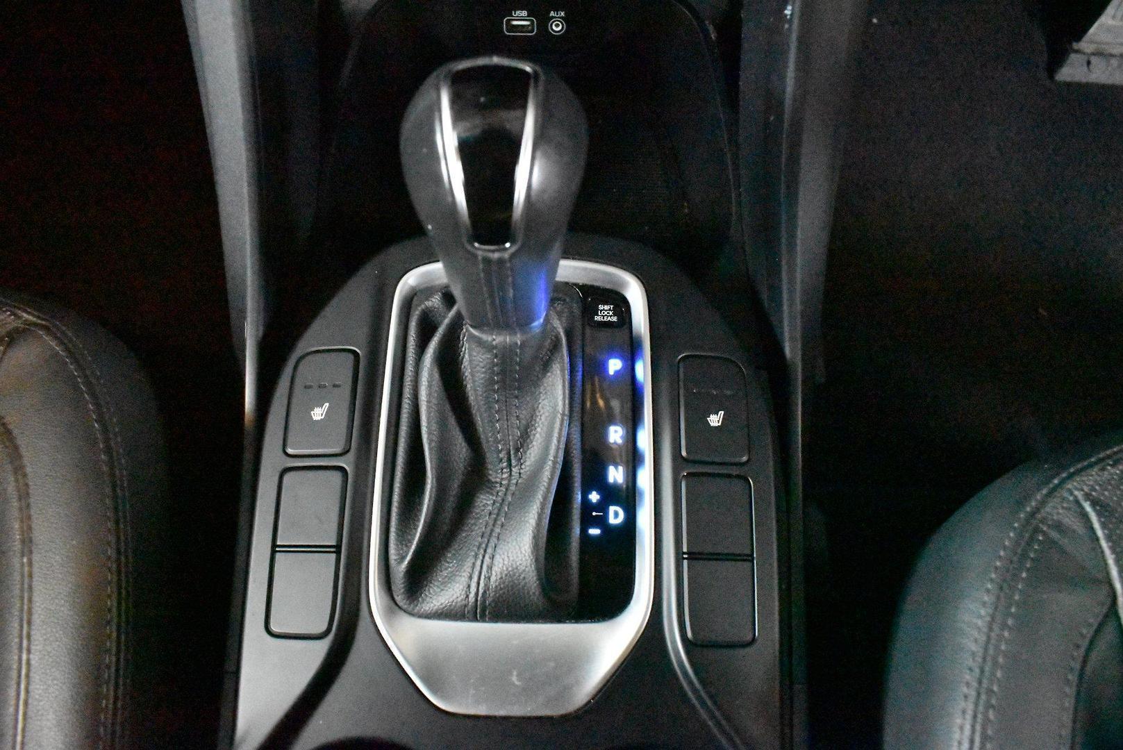 2017 Hyundai Santa Fe Active X — photo 19