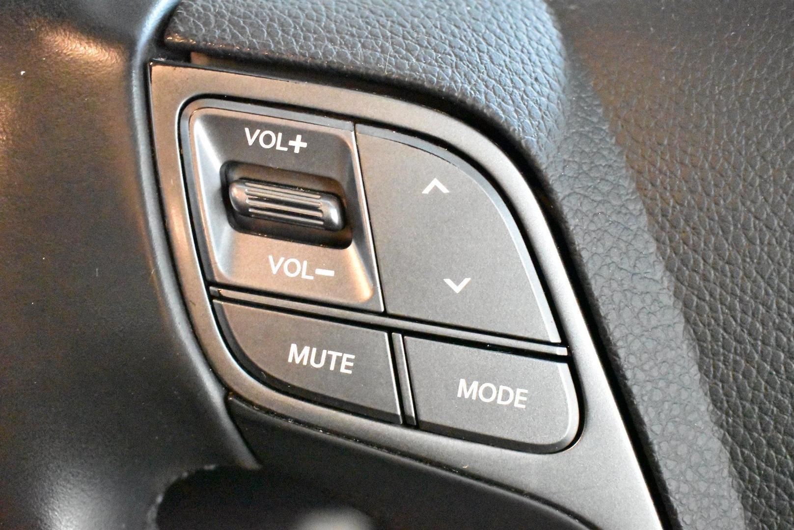 2017 Hyundai Santa Fe Active X — photo 20