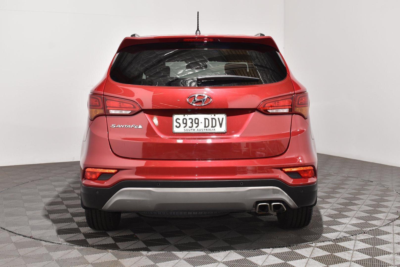 2017 Hyundai Santa Fe Active X — photo 4