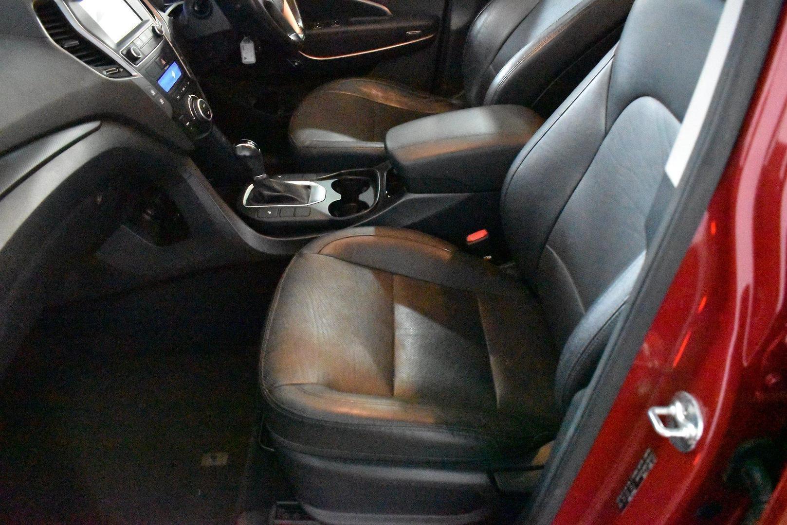 2017 Hyundai Santa Fe Active X — photo 7