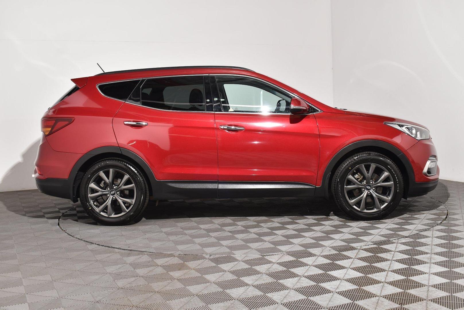 2017 Hyundai Santa Fe Active X — photo 9