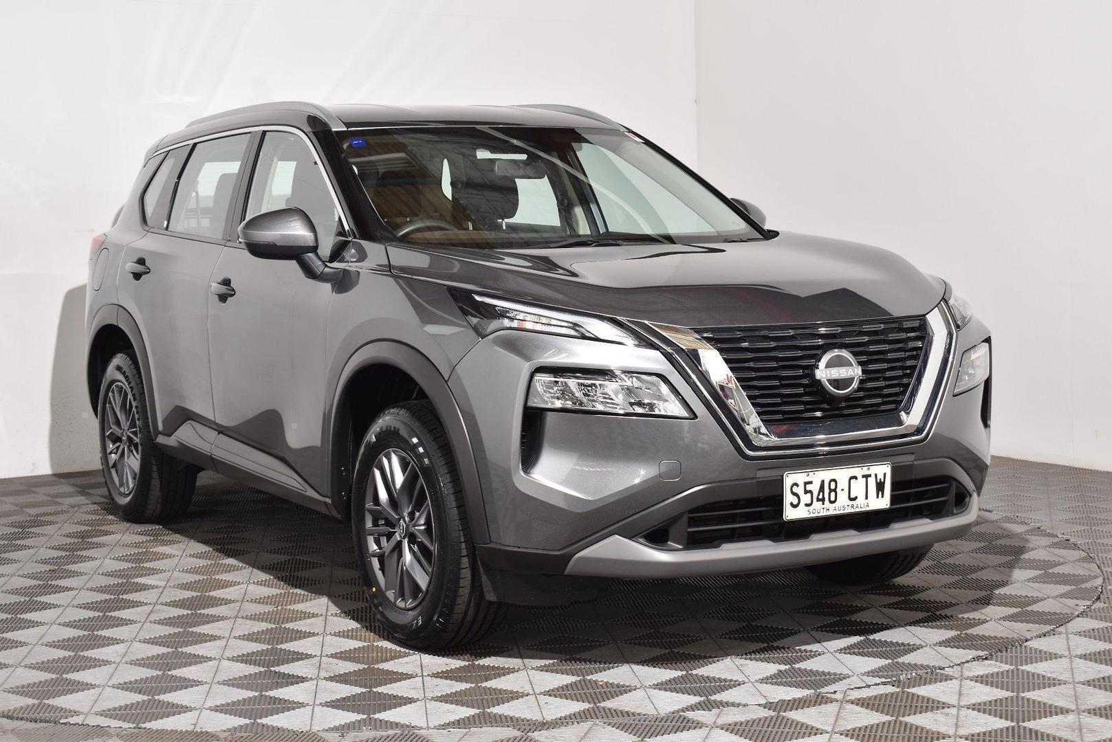 2023 Nissan X-TRAIL ST — photo 1