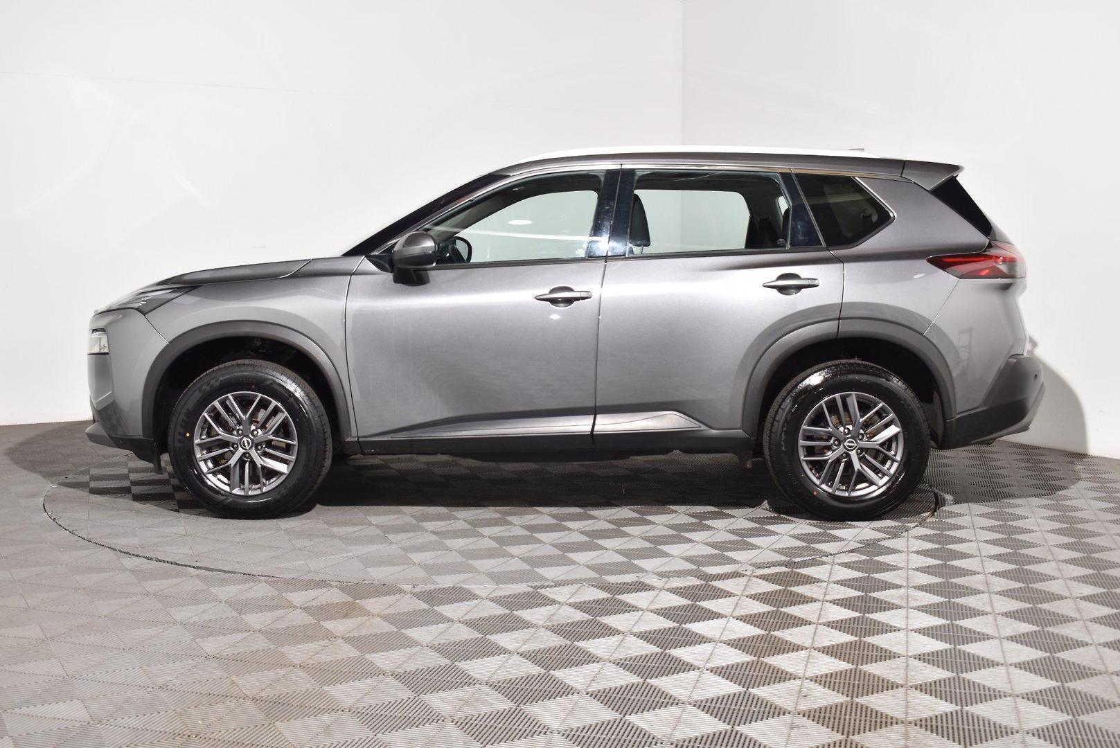 2023 Nissan X-TRAIL ST — photo 11