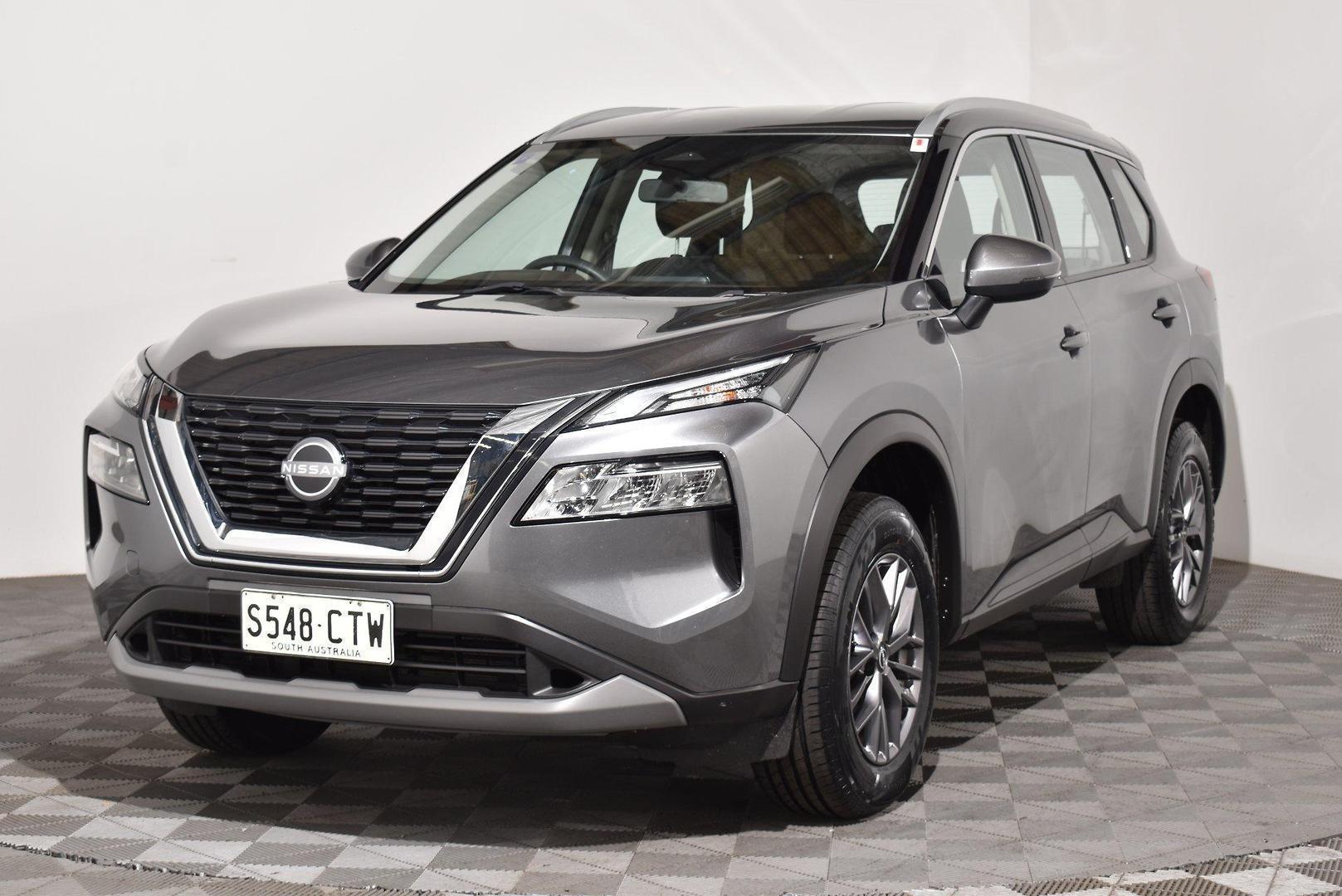 2023 Nissan X-TRAIL ST — photo 13