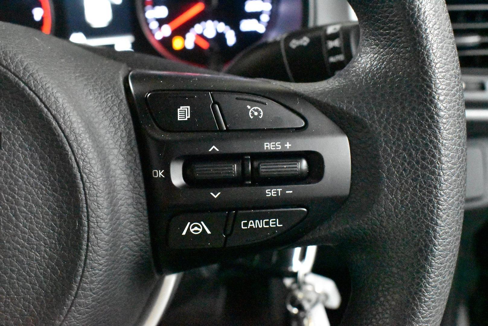 2021 Kia Stonic S — photo 22