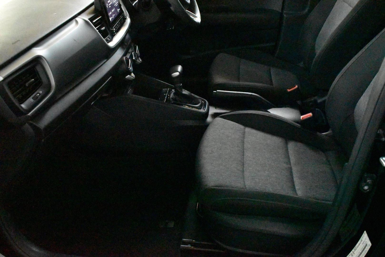 2021 Kia Stonic S — photo 7