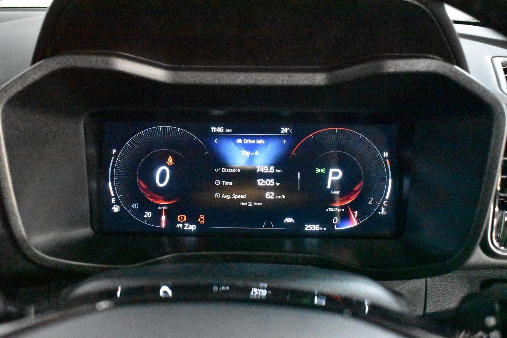 2025 Mahindra XUV3XO AX7L — photo 22