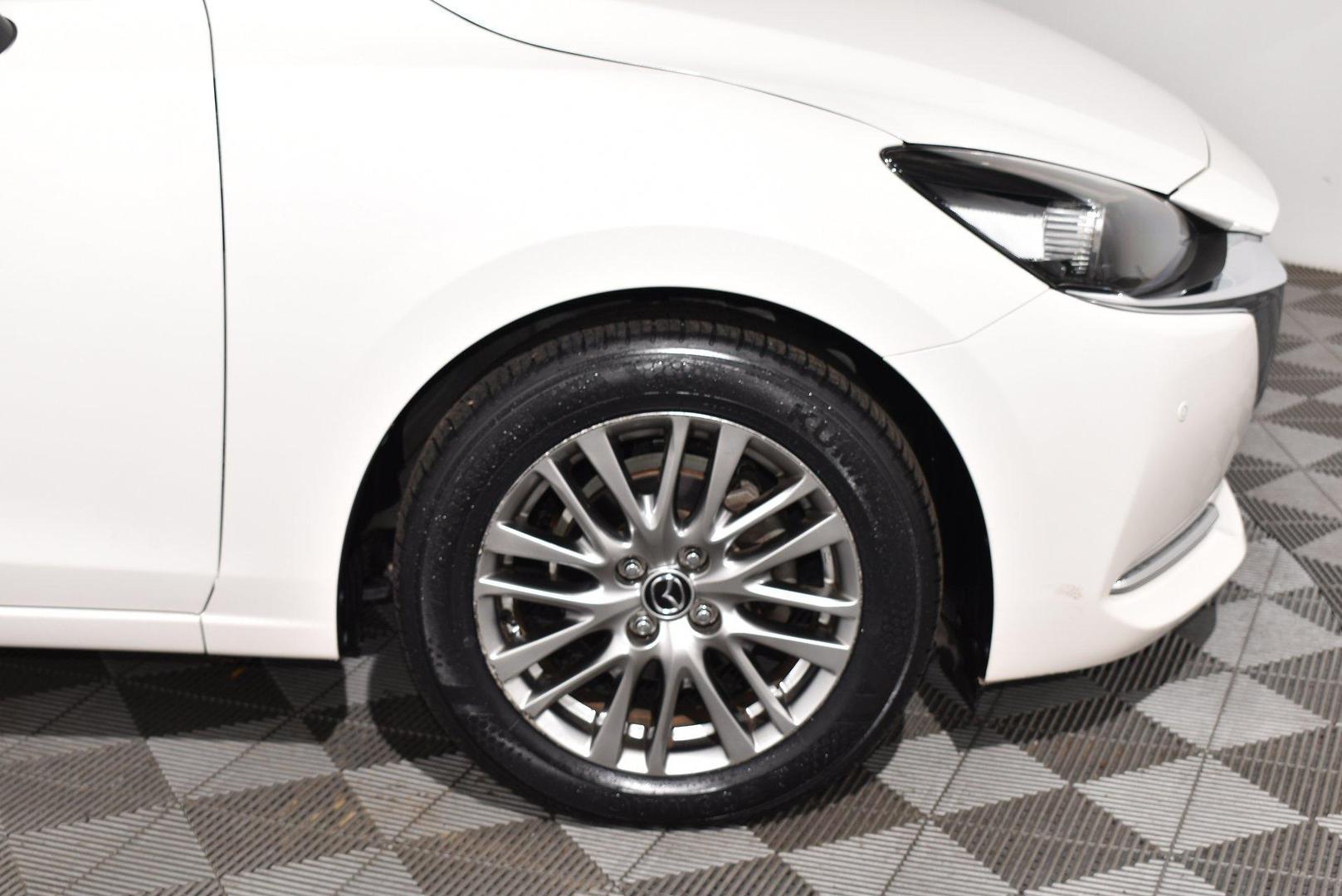 2021 Mazda 2 G15 GT — photo 18