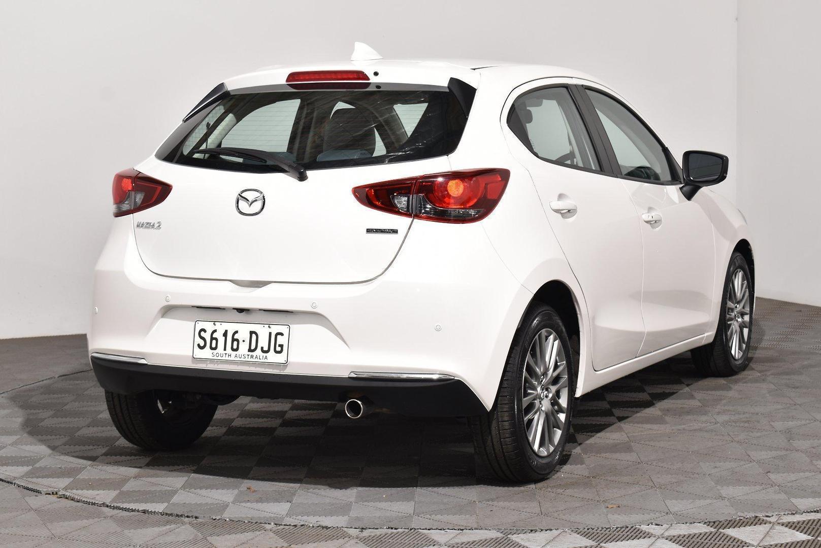 2021 Mazda 2 G15 GT — photo 2