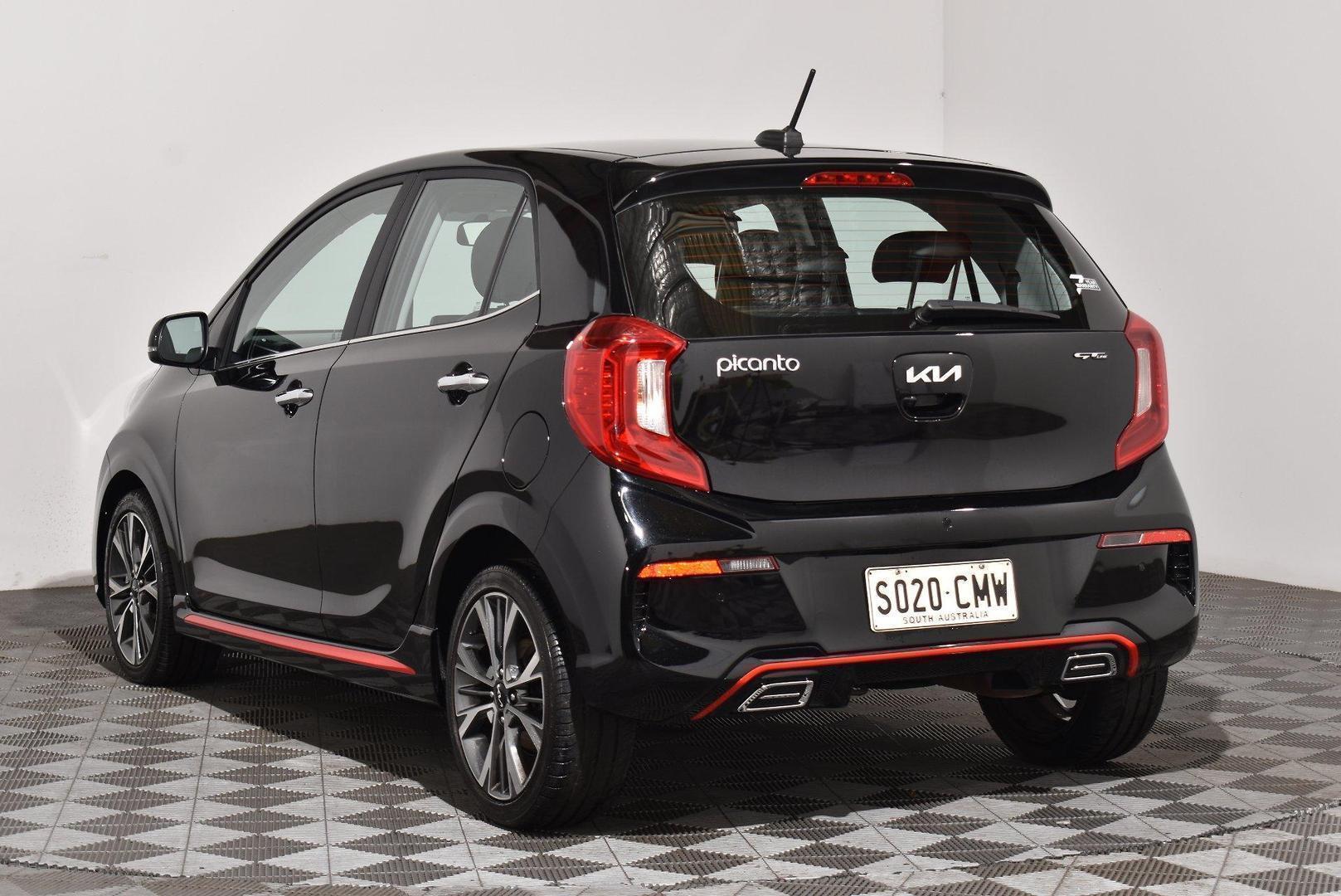 2021 Kia Picanto GTLine — photo 14