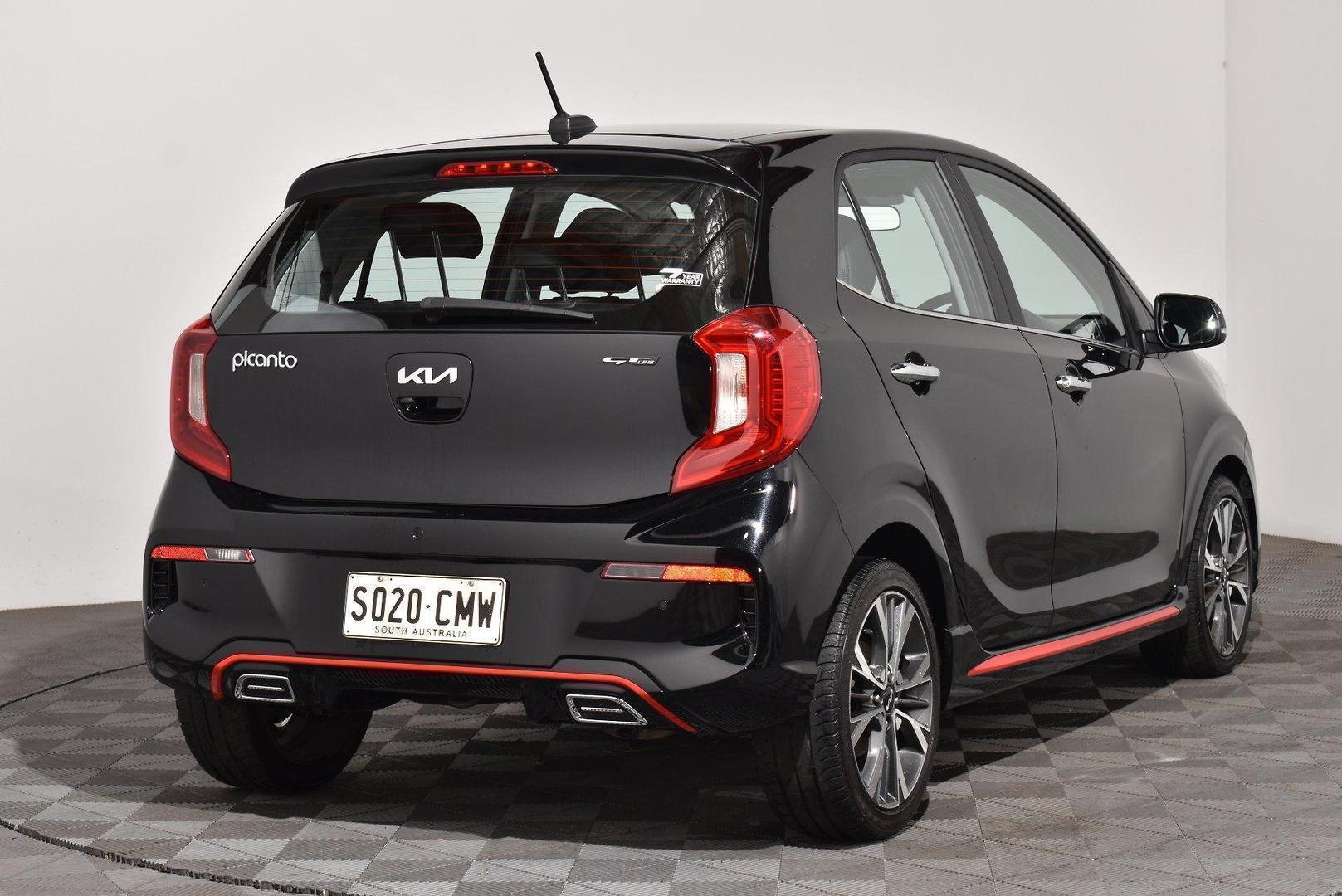2021 Kia Picanto GTLine — photo 2