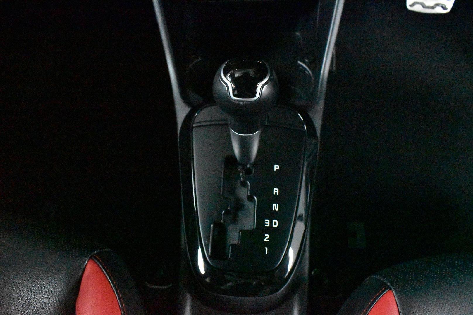 2021 Kia Picanto GTLine — photo 20