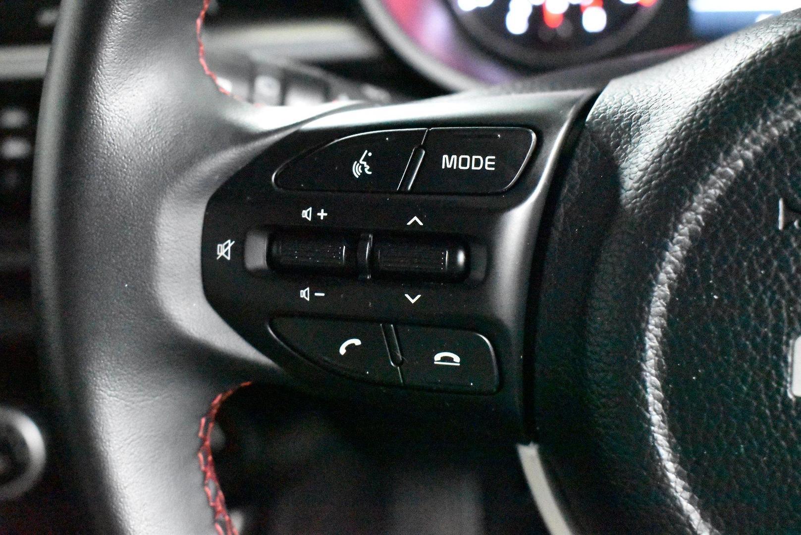 2021 Kia Picanto GTLine — photo 21