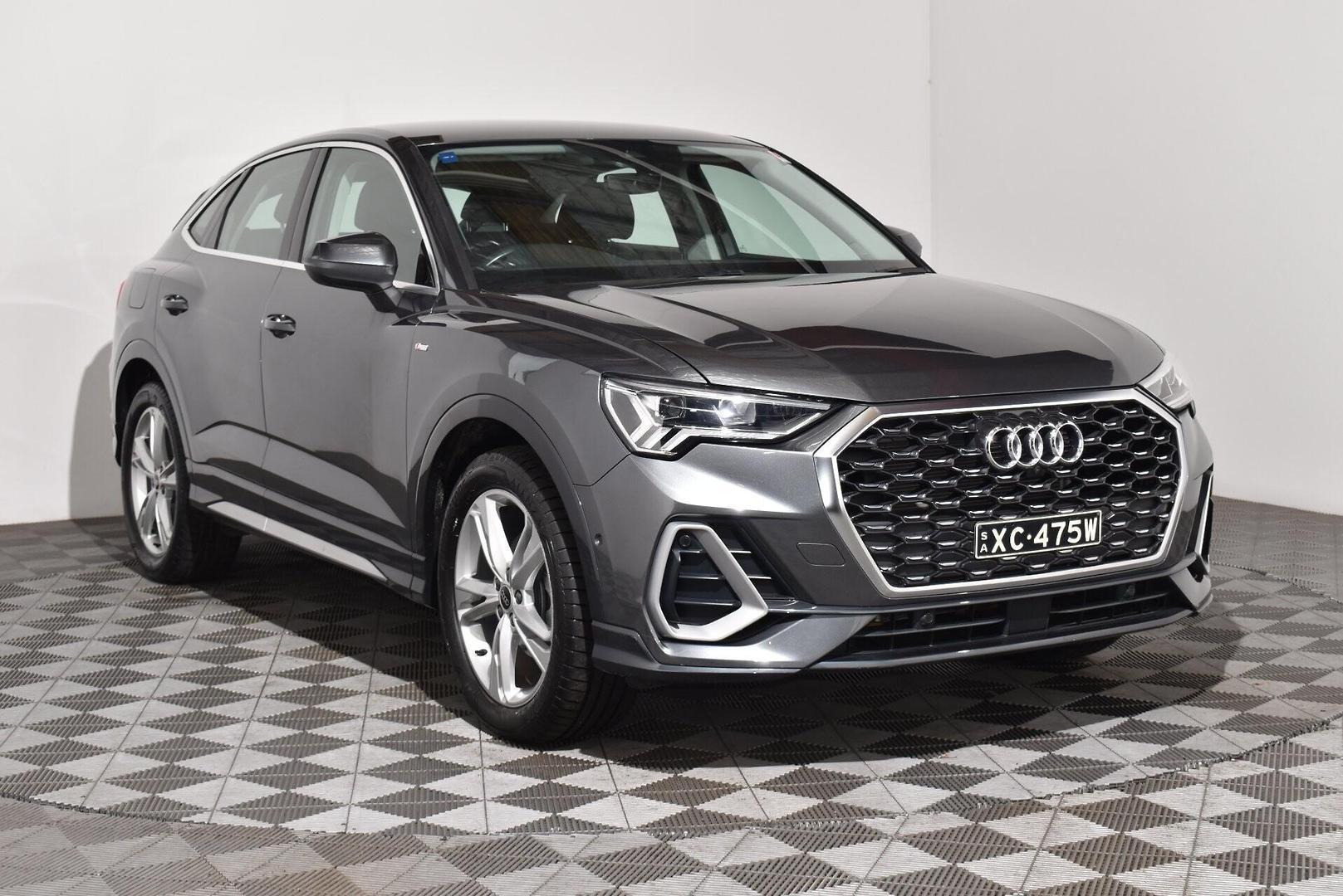 2022 Audi Q3 35 TFSI S line — photo 1